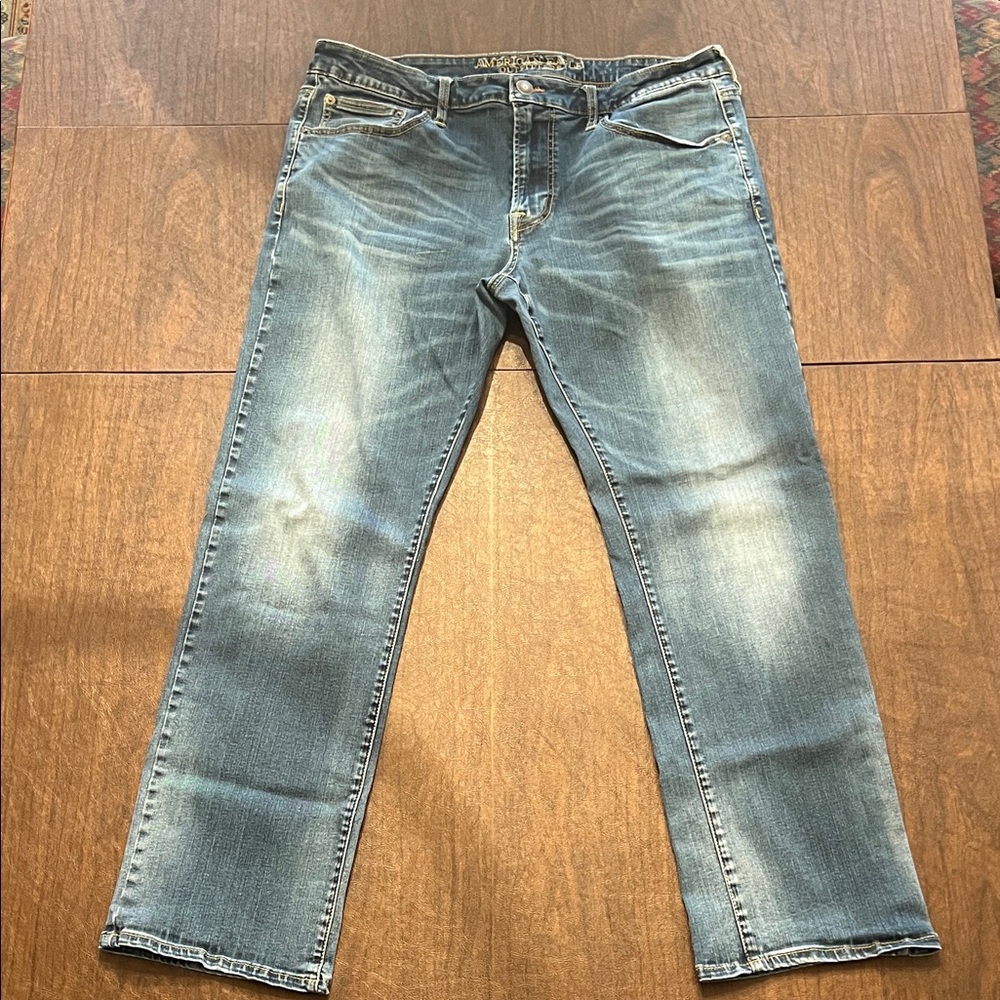 American Eagle Outfitters Light Blue Straight Jeans